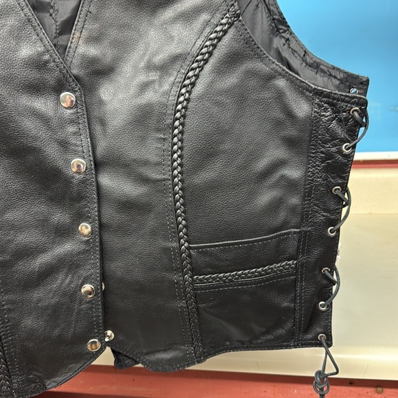 Alpha Cycle Gear Women Leather Vest, Size XL, NWOT, MAKE AN OFFER!!! - Picture 3 of 8